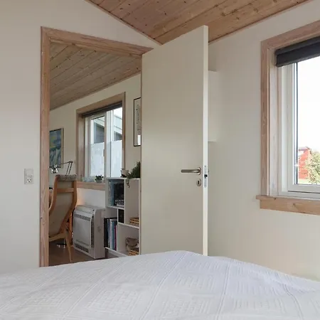 Beautiful In With 2 Bedrooms グドイェム